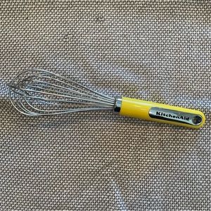 FREE IN BUNDLE - KitchenAid | Kitchen Whisk